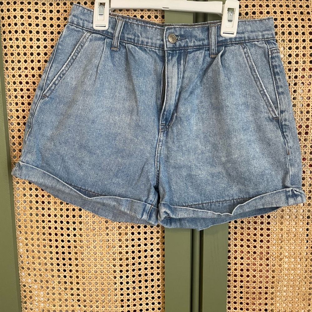 American Eagle high waisted shorts